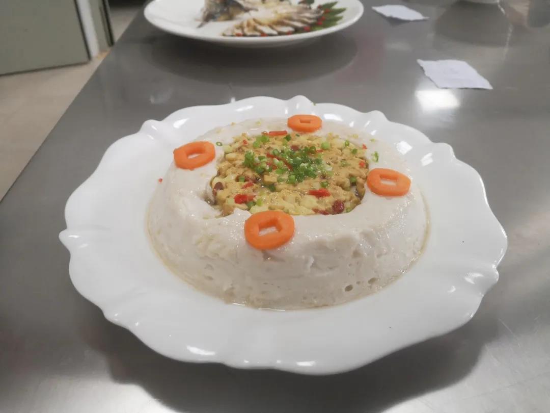 商贸旅游系举行烹饪专业市技能大赛模拟赛