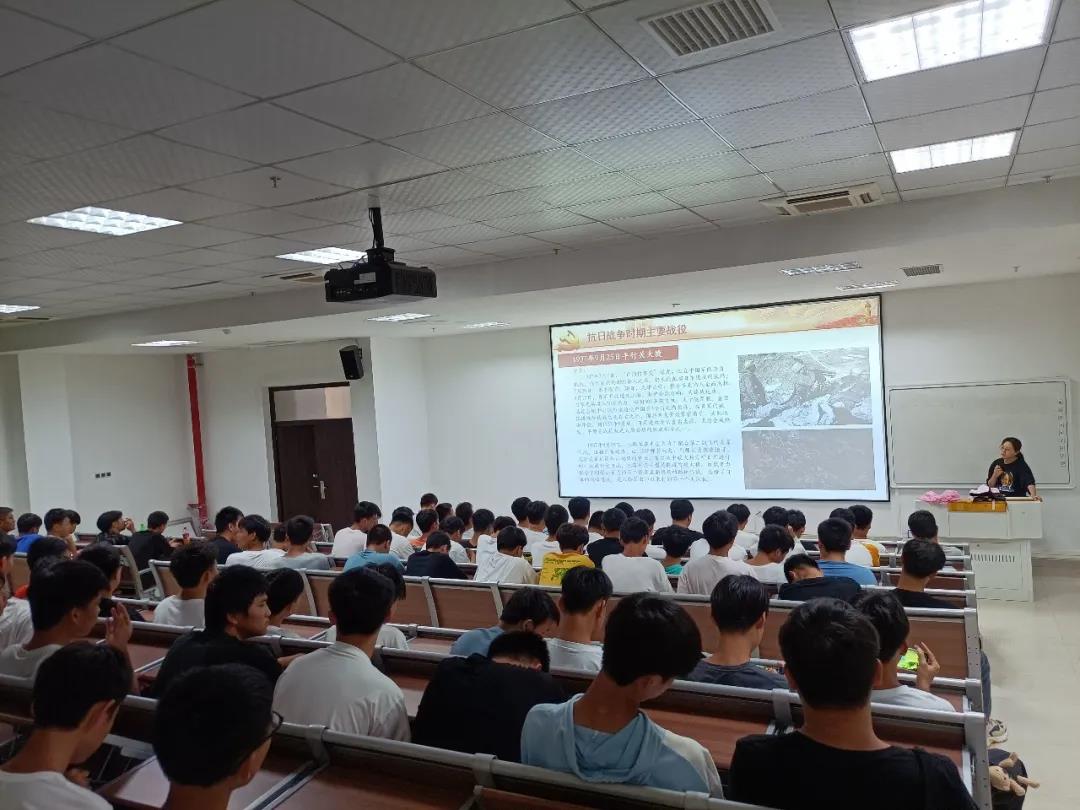 赣州技师学院开展党史学习教育专题讲座第四讲