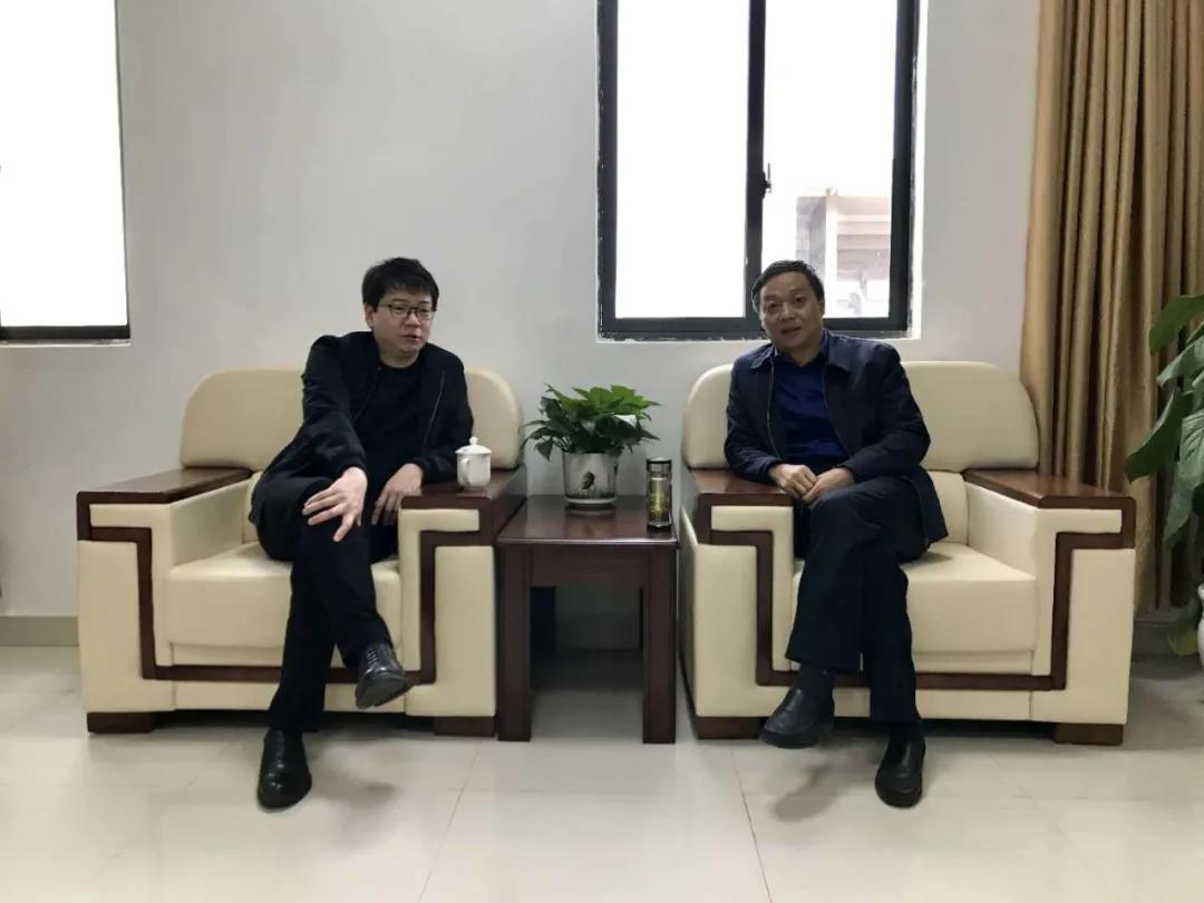 省人社厅技工院校管理处任如副处长一行莅临我院开展教材检查工作