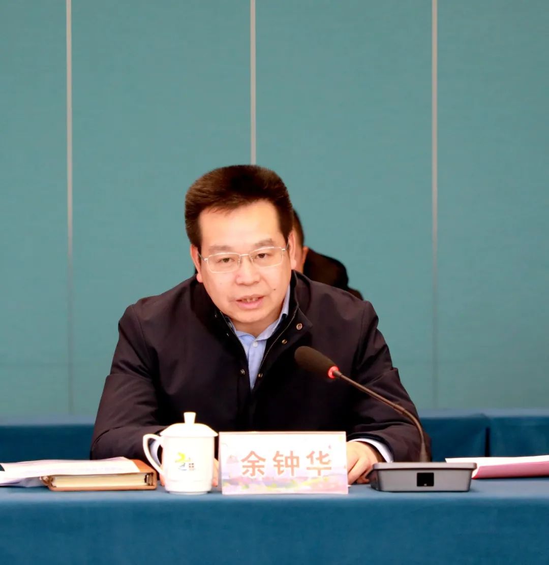 我院与全南县举行县校战略合作框架协议签约仪式