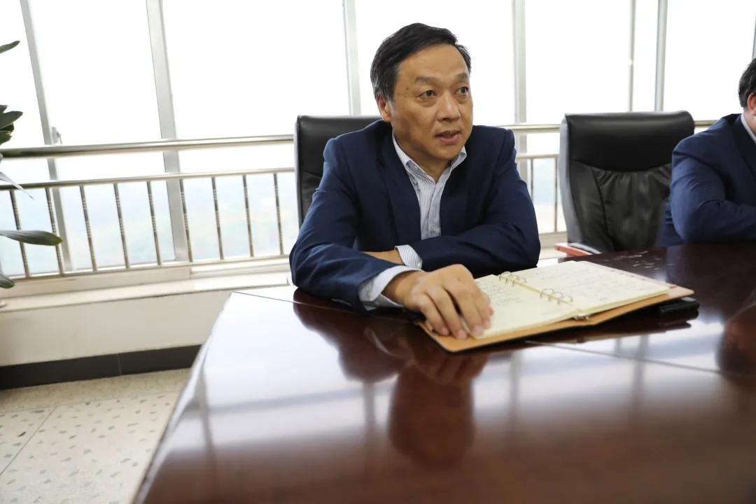 我院召开中层干部履职尽责提醒暨问责工作布置会