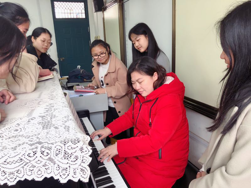  商贸旅游系启动2019年市赛训练工作