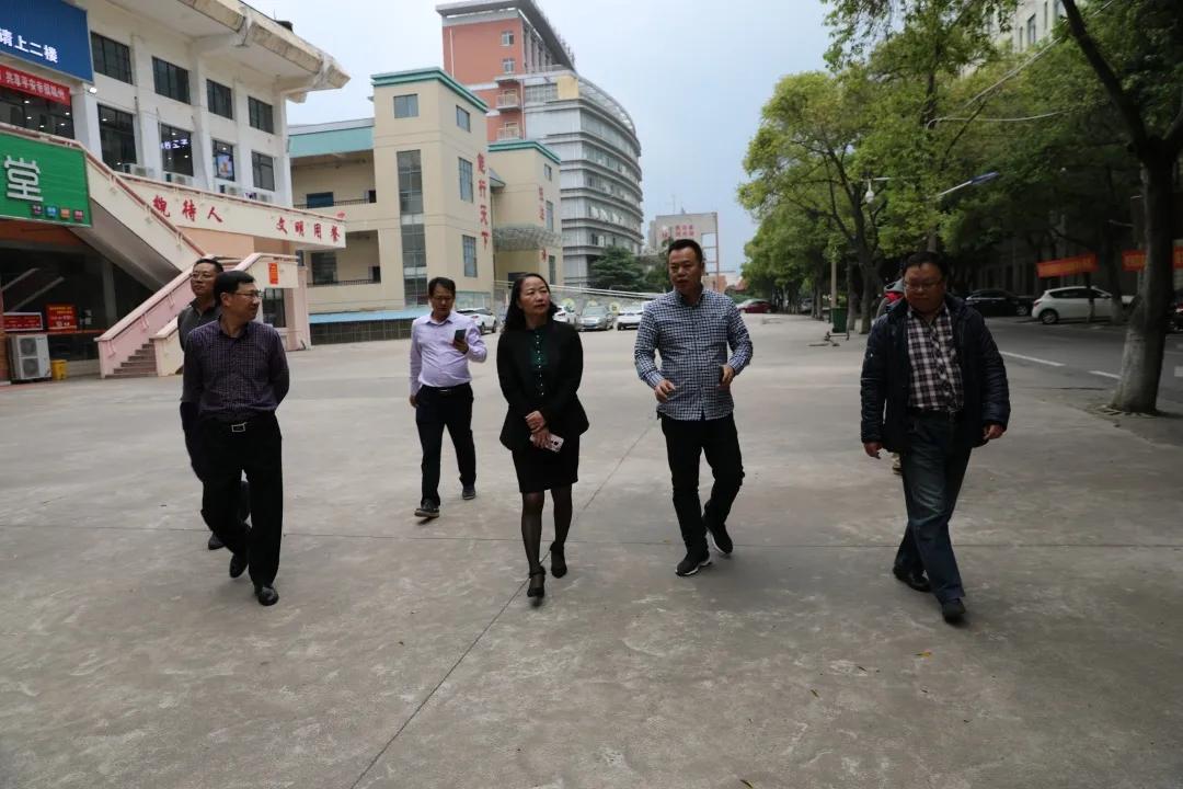 陈秀华院长带队深入学院在建工地调研指导