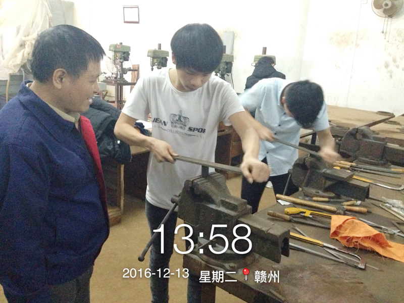 学院第四届技能节报道二  数控车、加工中心、CAD机械设计等项目顺利进行