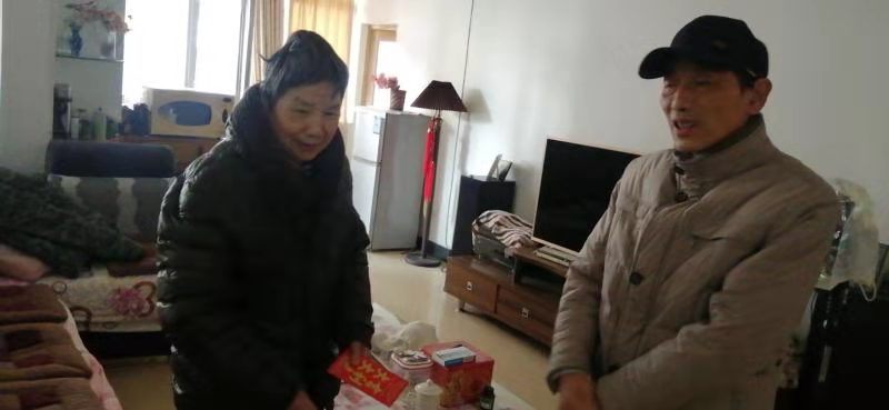 学院领导走访离退休老干部