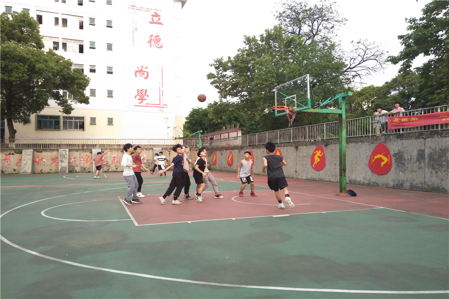 学院隆重举行第四届“技师杯”篮球赛