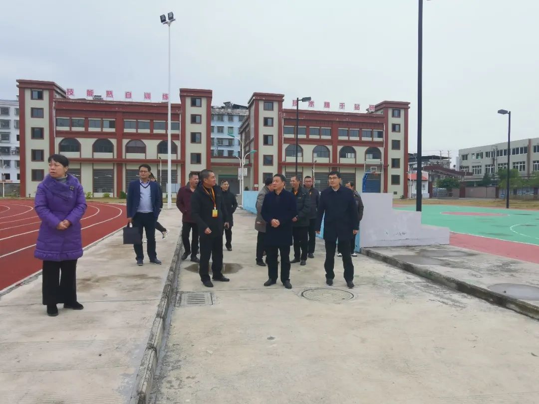我院与全南县举行县校战略合作框架协议签约仪式