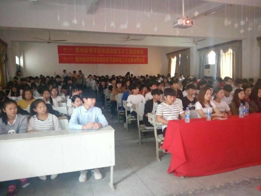我院团委开展主题团日活动