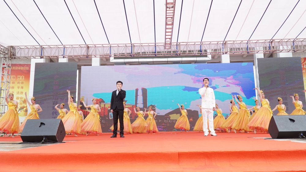 我院积极参加赣州市2019年职业教育活动周启动仪式