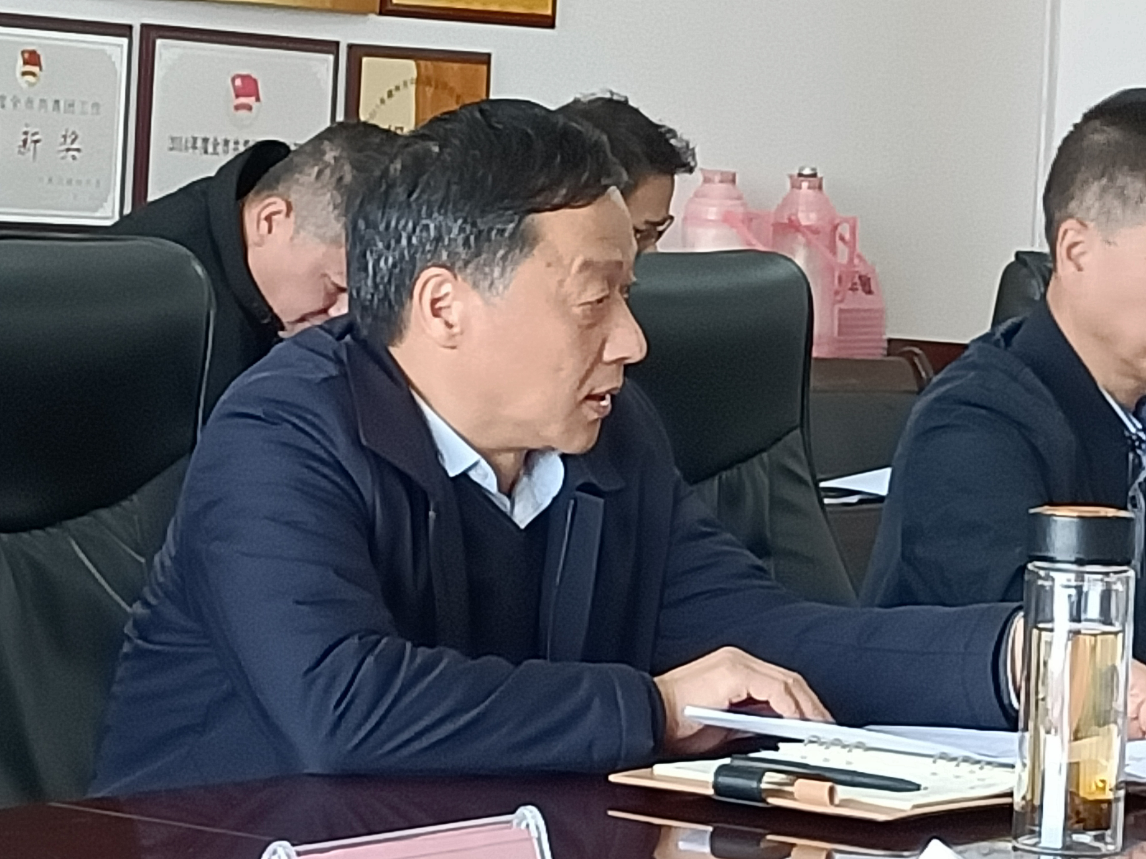 市人社局三级调研员吴玉明一行来我院调研指导工作