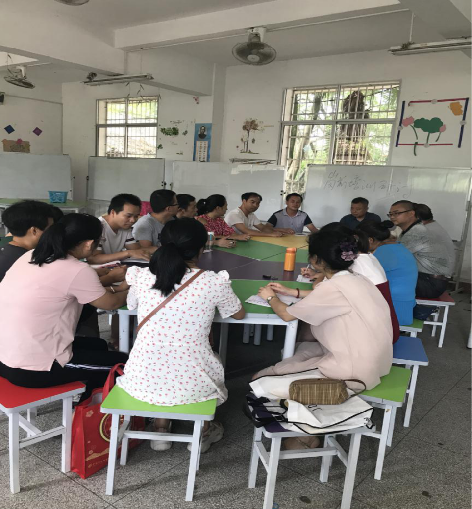 赣州职业技术学院教师岗前培训一班第二小组开展教师学习心得交流会