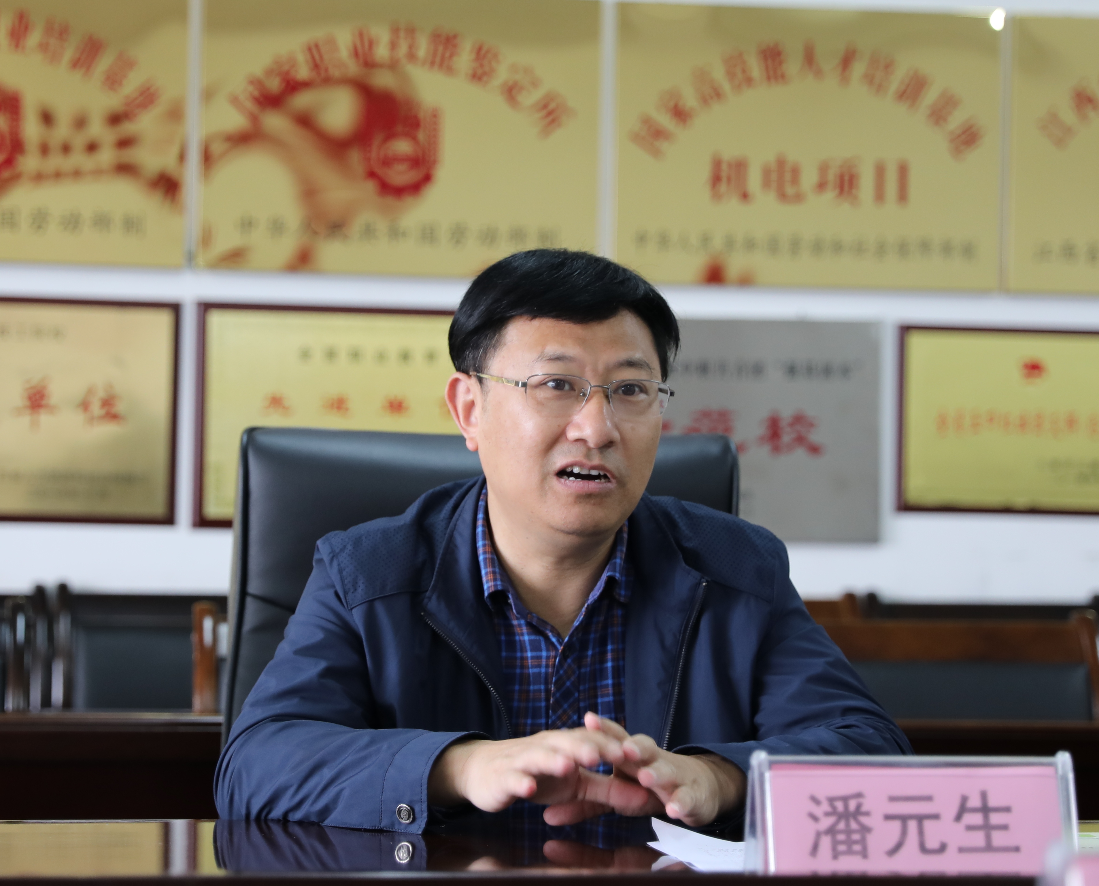 江西技师学院院长王林安一行莅临我院考察交流学习