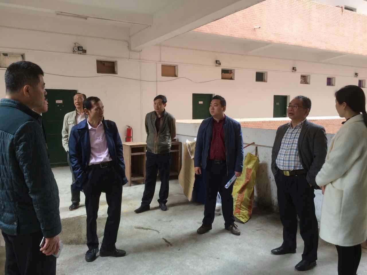 学院院长钟昭锋一行莅临电商产业园校区指导工作
