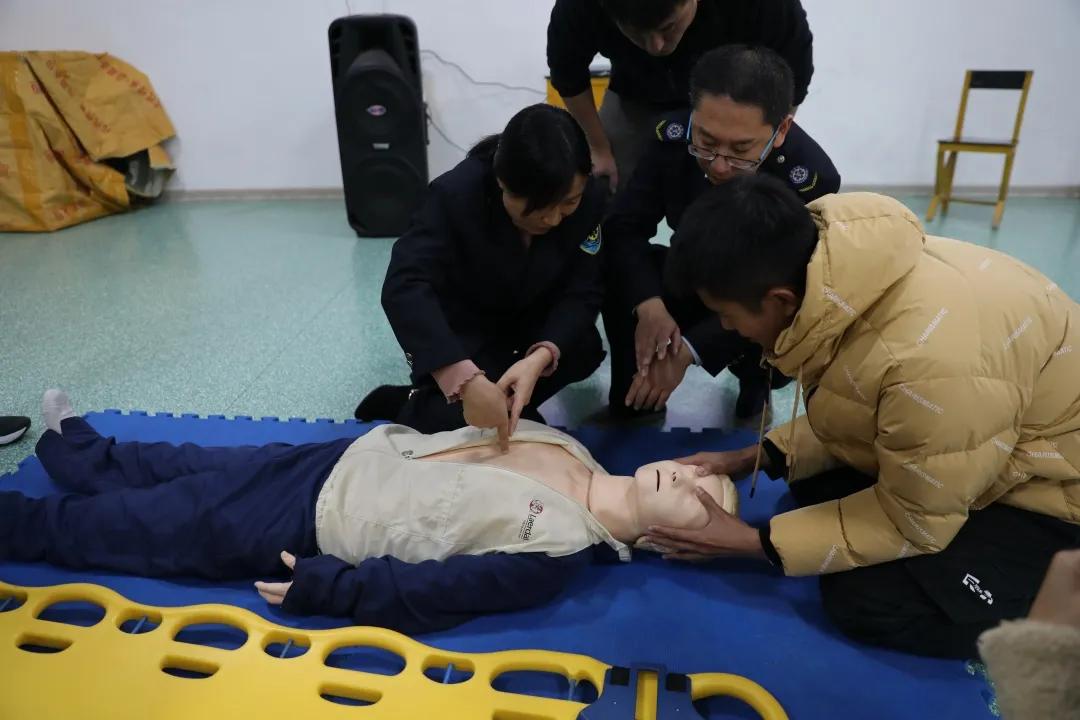 我院体育教研室全体教师进行急救技能培训（二）