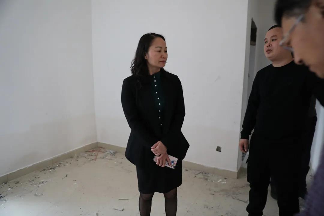 陈秀华院长带队深入学院在建工地调研指导