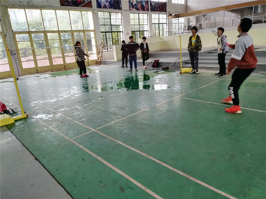 机械工程系学生活动丰富多彩