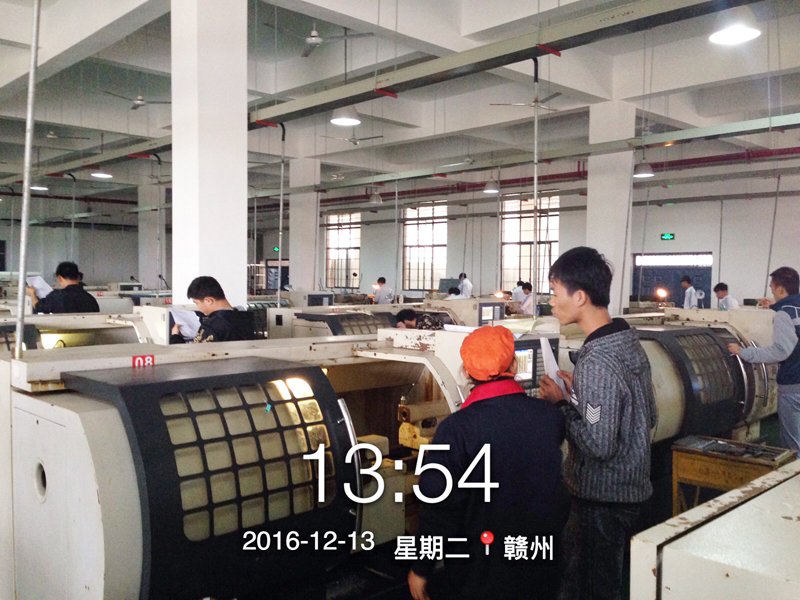 学院第四届技能节报道二  数控车、加工中心、CAD机械设计等项目顺利进行