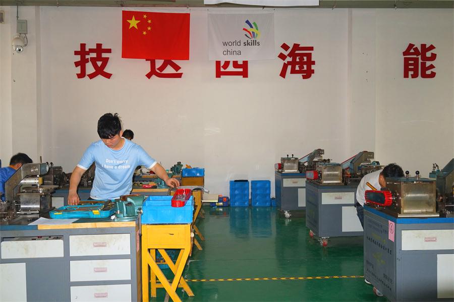 技能改变命运，为参赛选手打call！