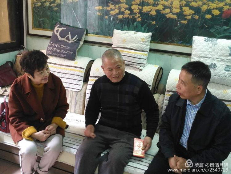 学院领导春节前夕开展走访慰问活动