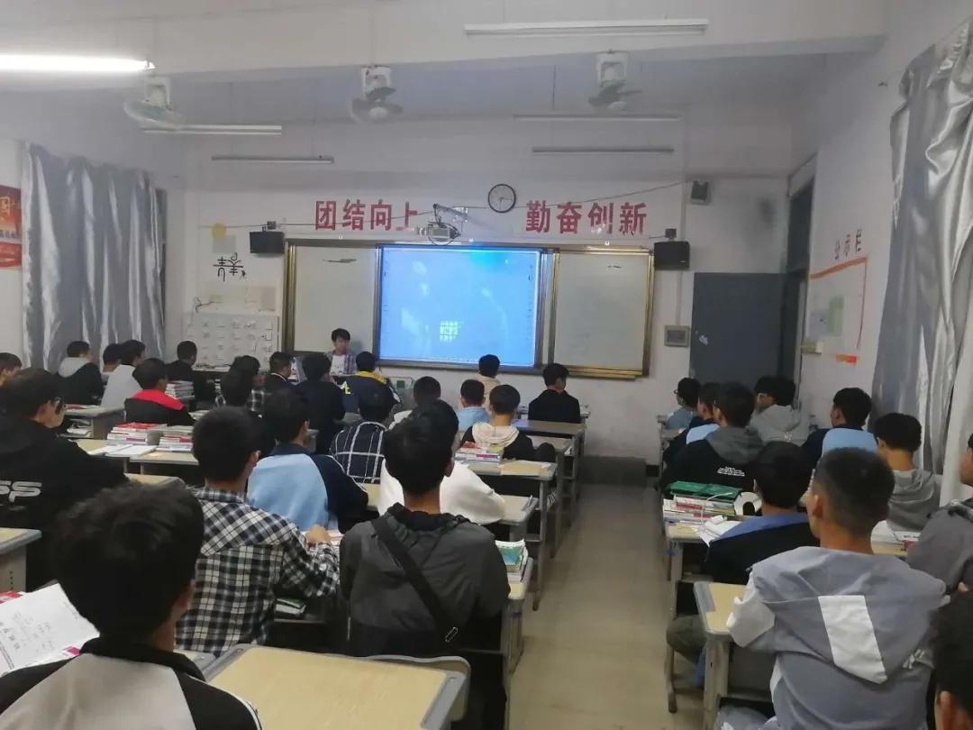 我院举行纪念抗美援朝70周年“铭记伟大胜利，捍卫和平正义”主题教育活动