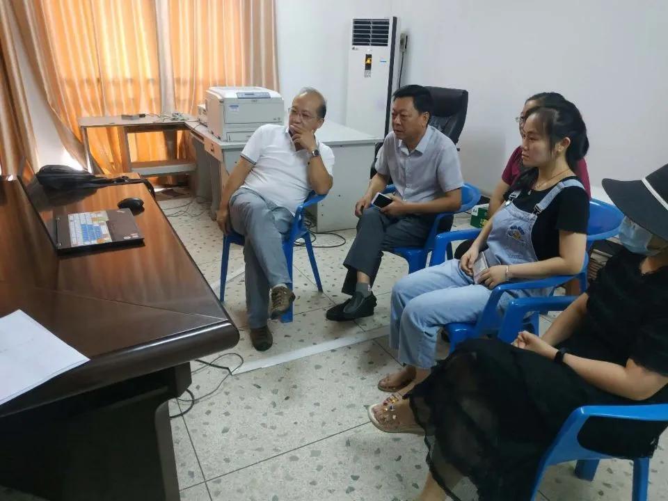 我院组织收看全国抗击新冠肺炎疫情表彰大会
