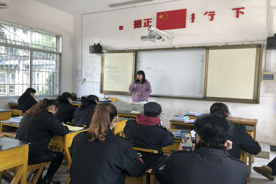 新学年学院宿务管理处对宿管员进行业务培训